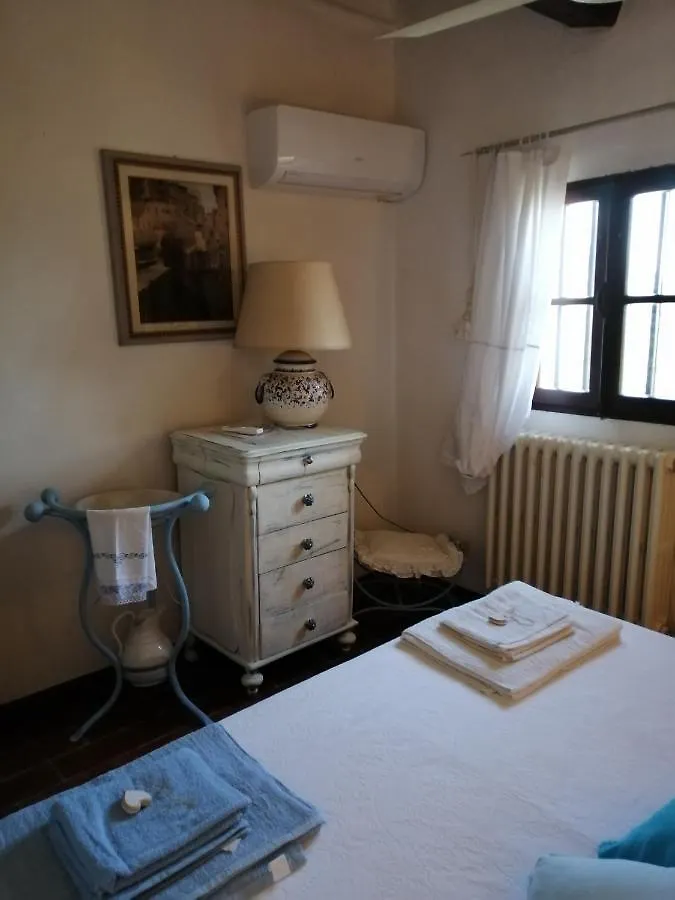 Holiday home Casale I Due Cipressi Cortona Villa