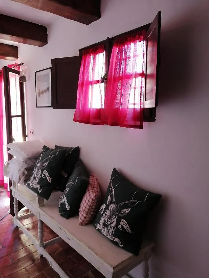 Casale I Due Cipressi Cortona Villa Italy